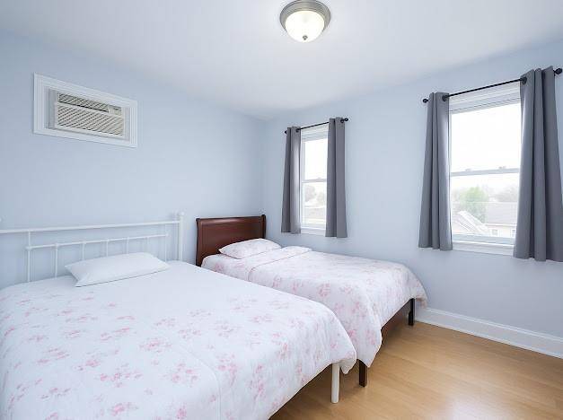 #21 photo, 2166 West 9th St, הברונקס Gravesend , NY 11223