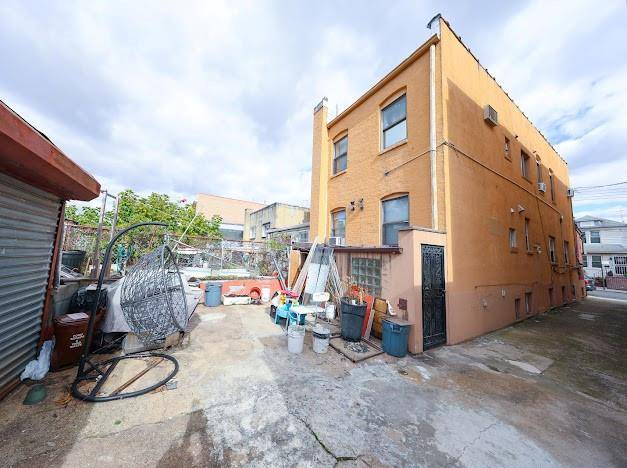 #26 photo, 2166 West 9th St, הברונקס Gravesend , NY 11223