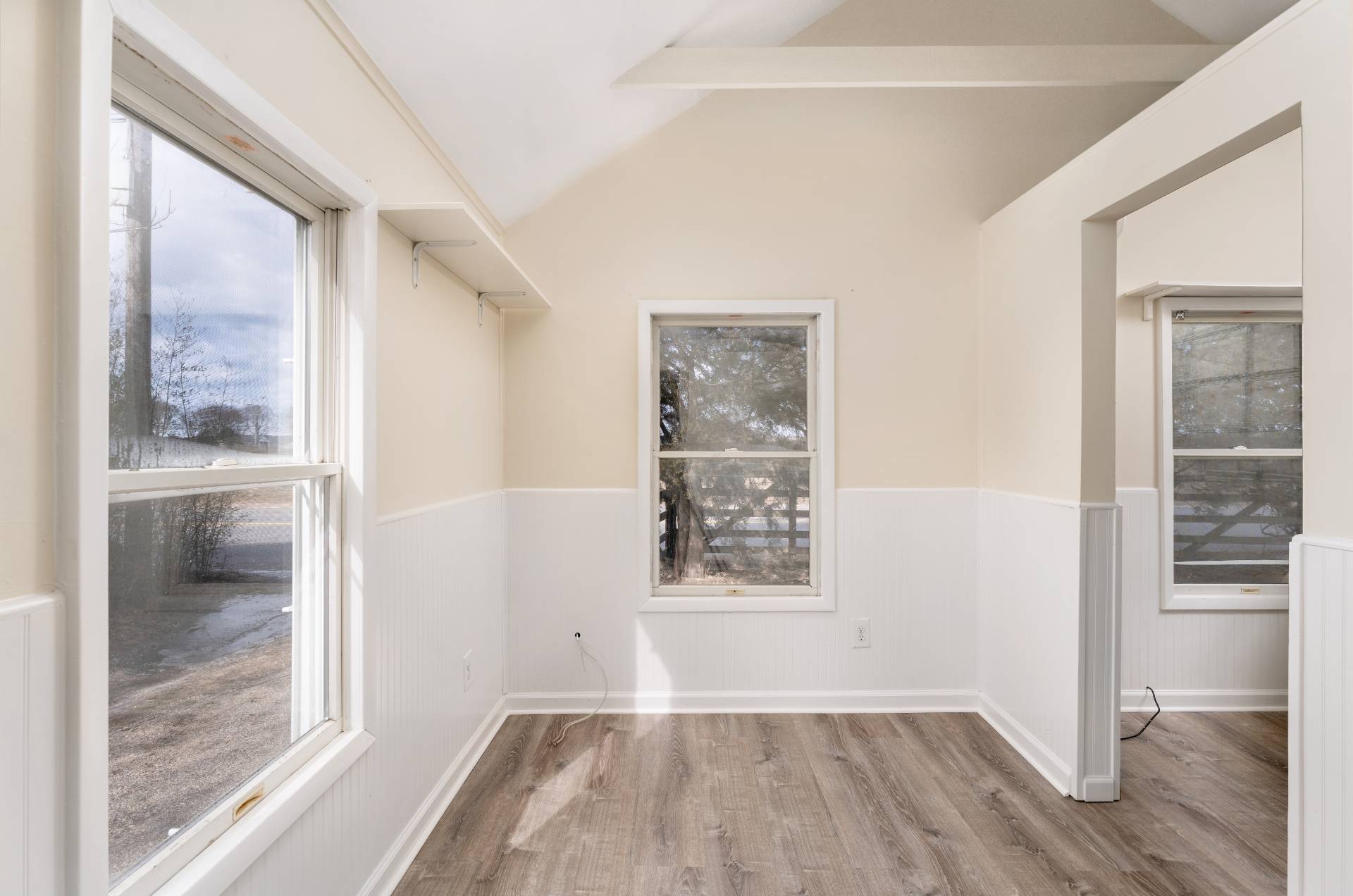 #11 photo, 396 Reeves, Riverhead, Саффолк ‖ Riverhead , NY 11901