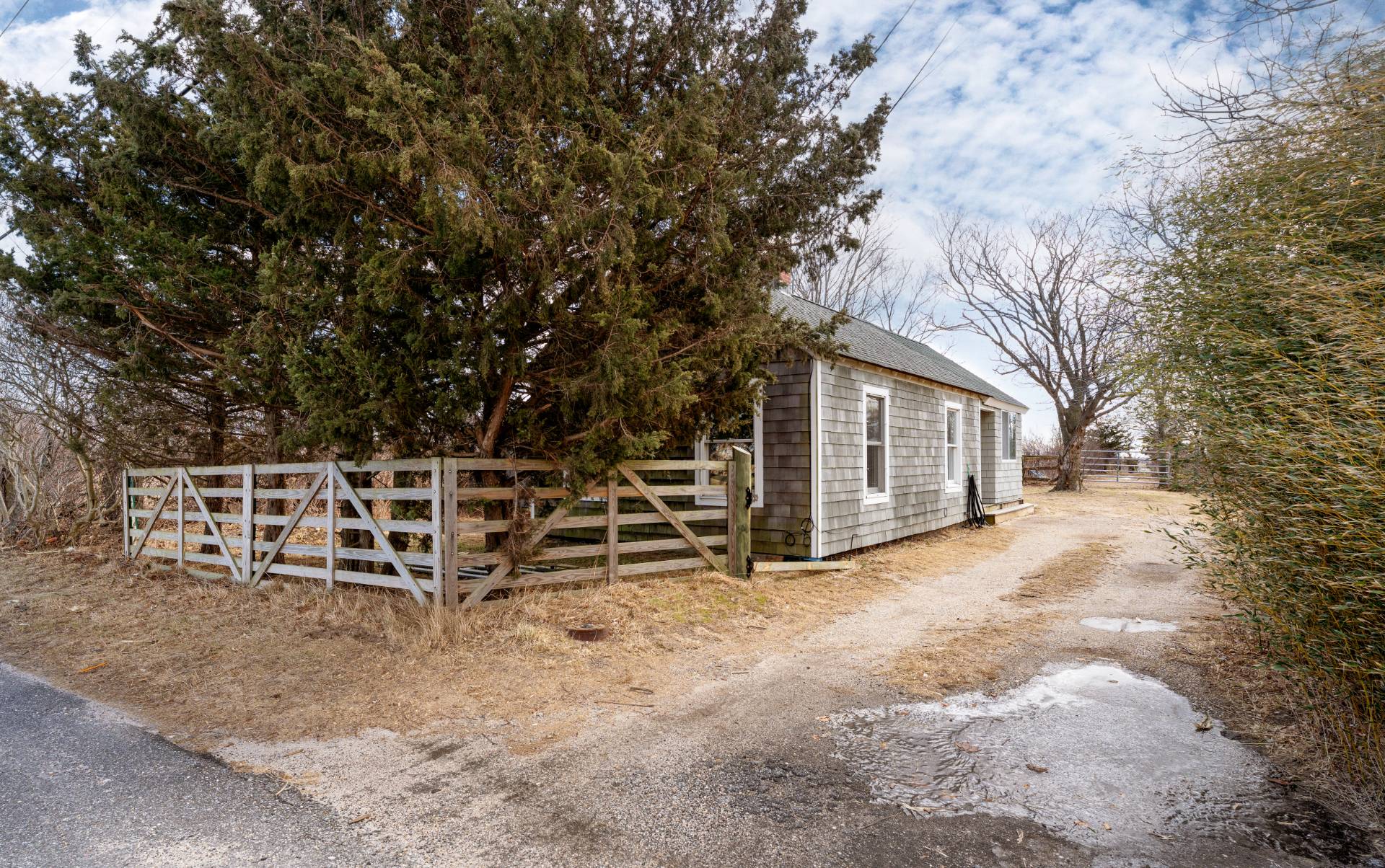 #2 photo, 396 Reeves, Riverhead, Саффолк ‖ Riverhead , NY 11901