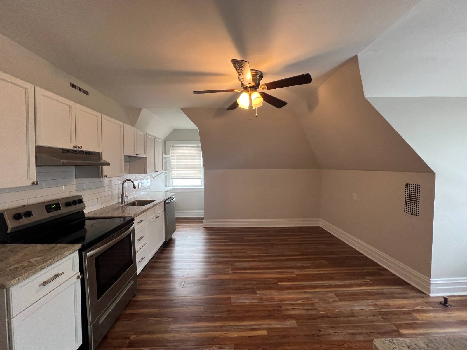 #20 photo, 1114 Union Street, #5, Schenectady , NY 12308