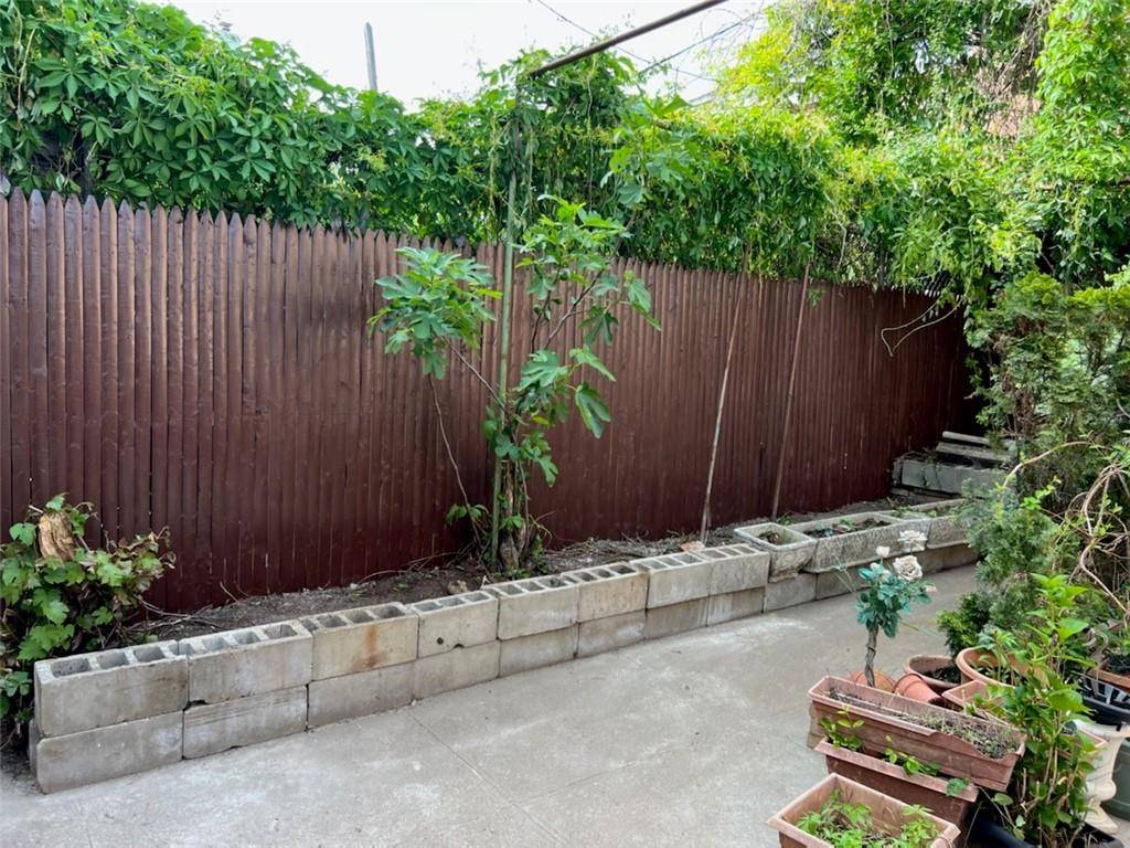 #24 photo, 515 81st St, ब्रुकलीन Bay Ridge , NY 11209