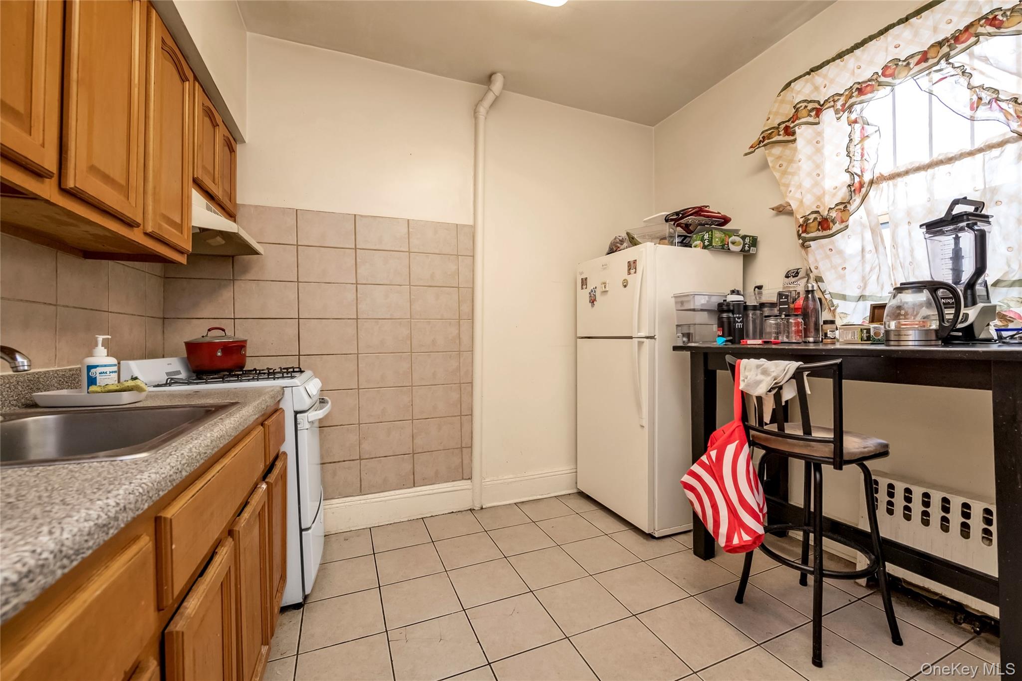 #10 photo, 5019 Avenue, Brooklyn , NY 11234