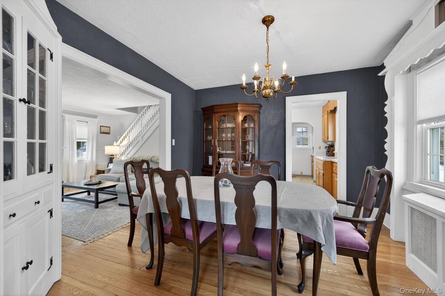 #14 photo, 9 Garden Place, Bay Shore , NY 11706