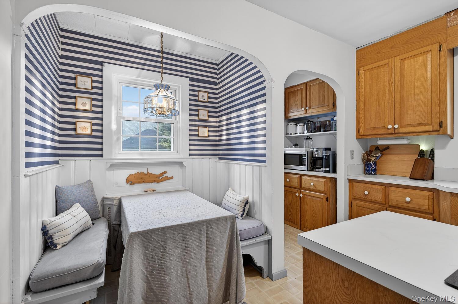 #16 photo, 9 Garden Place, Bay Shore , NY 11706