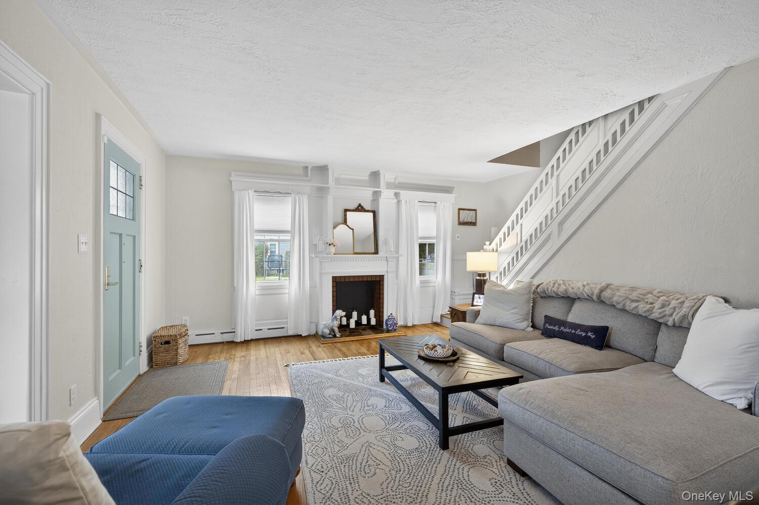 #7 photo, 9 Garden Place, Bay Shore , NY 11706