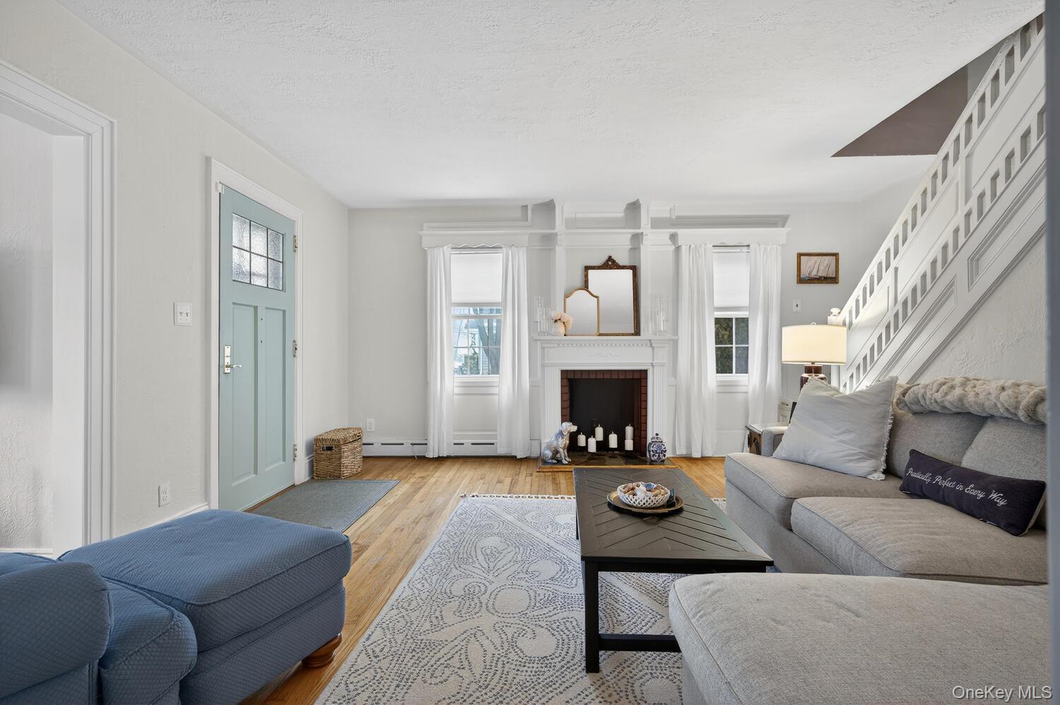 #8 photo, 9 Garden Place, Bay Shore , NY 11706