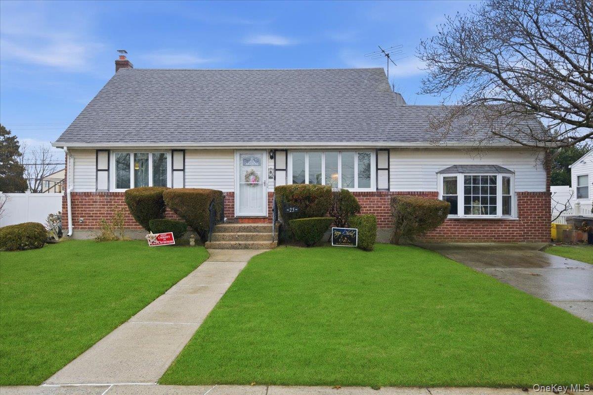 #1 photo, 25 Lois Lane, Нассау ‖ Farmingdale , NY 11735