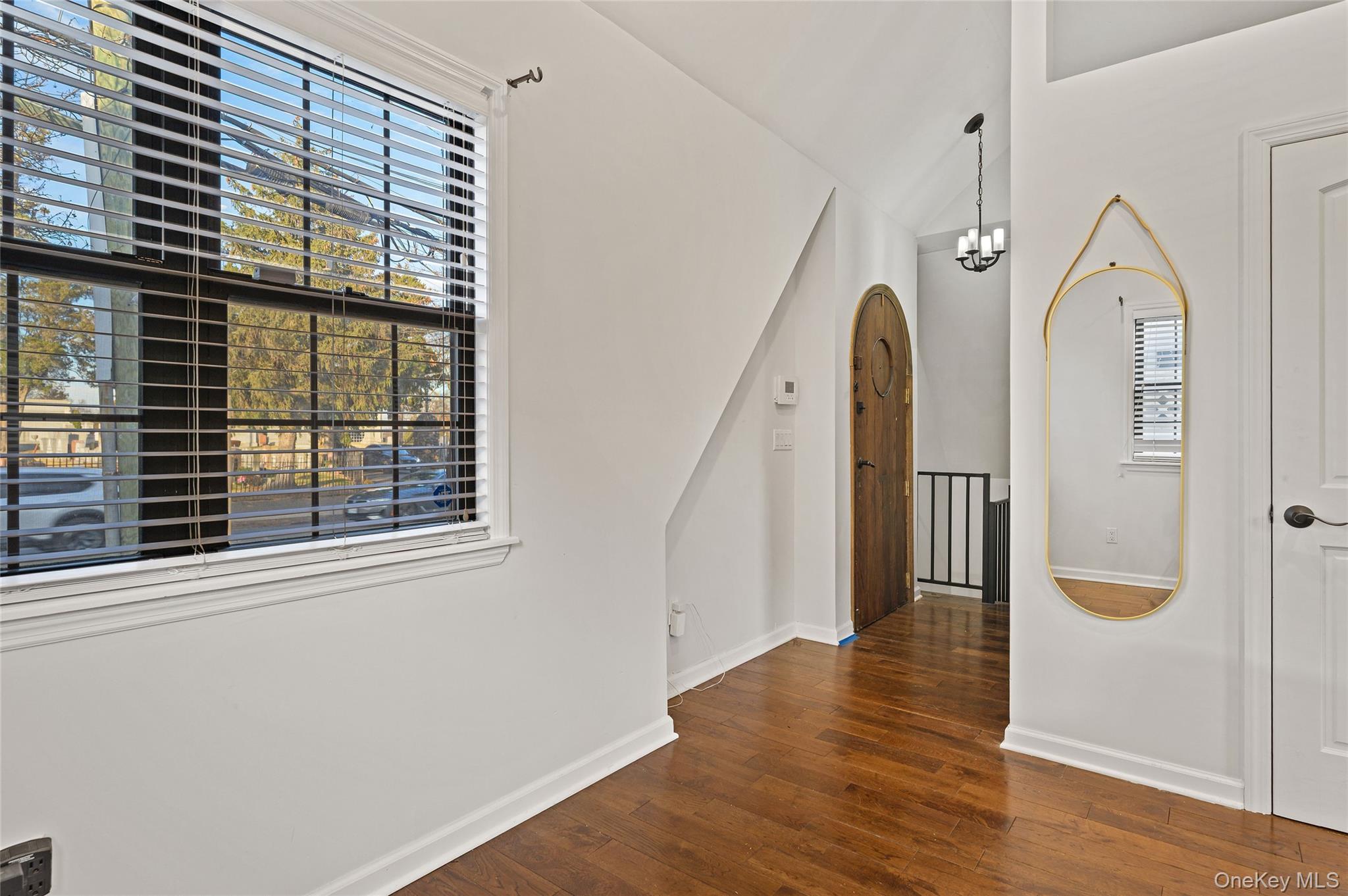 #3 photo, 150 Kings Highway, New Rochelle , NY 10801