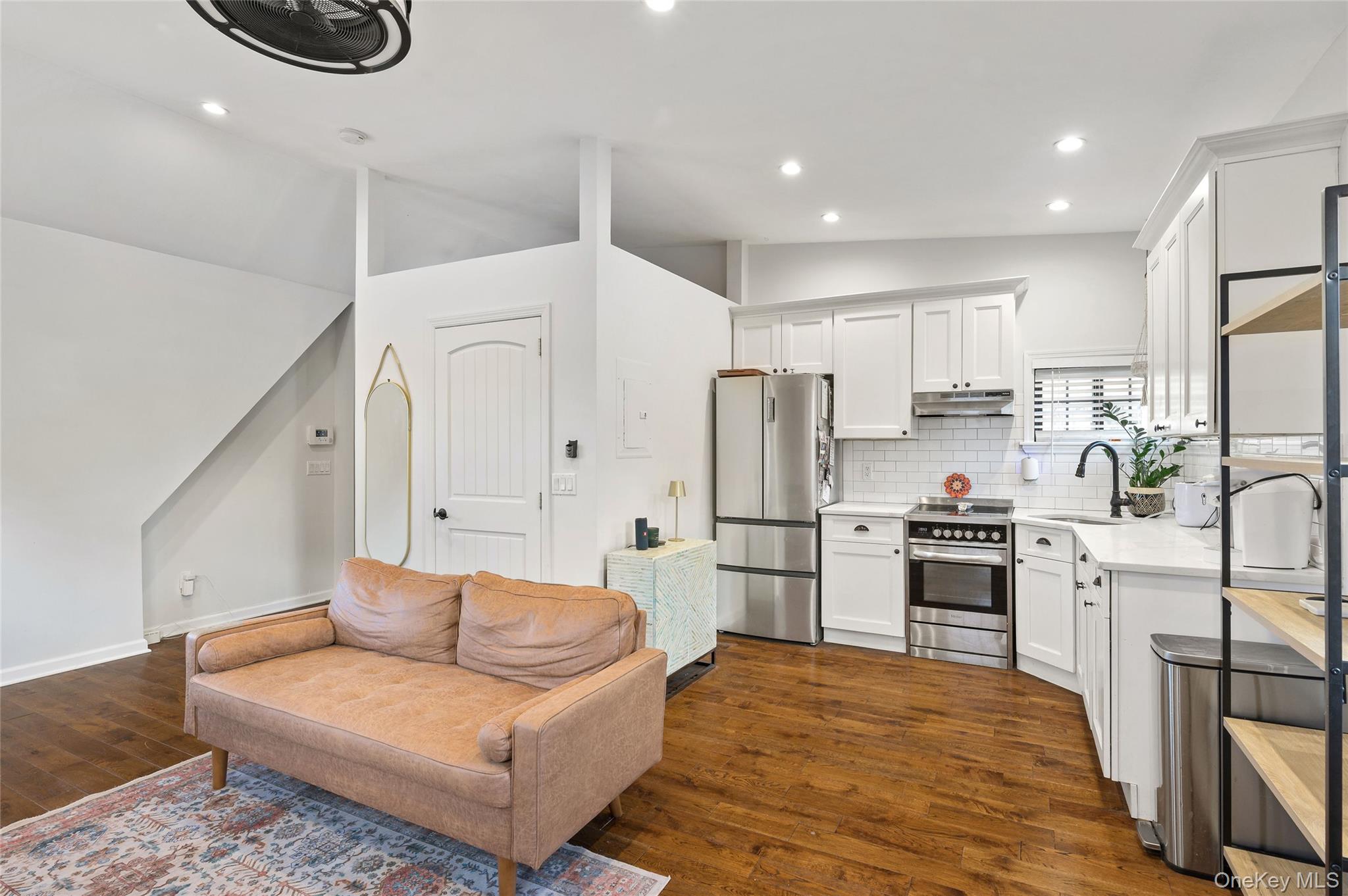 #6 photo, 150 Kings Highway, New Rochelle , NY 10801