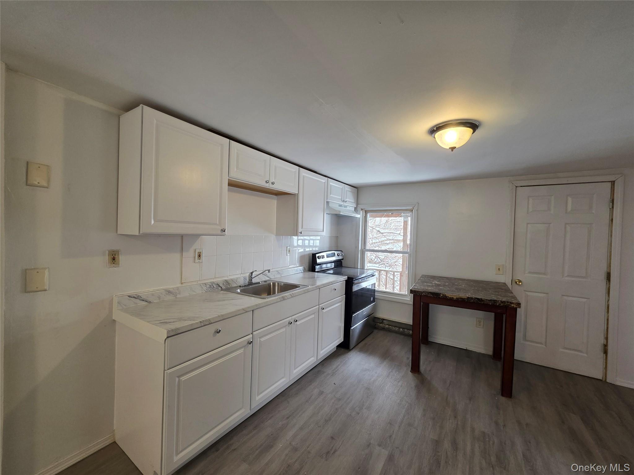 #7 photo, 190 Winnikee Avenue, Poughkeepsie , NY 12601