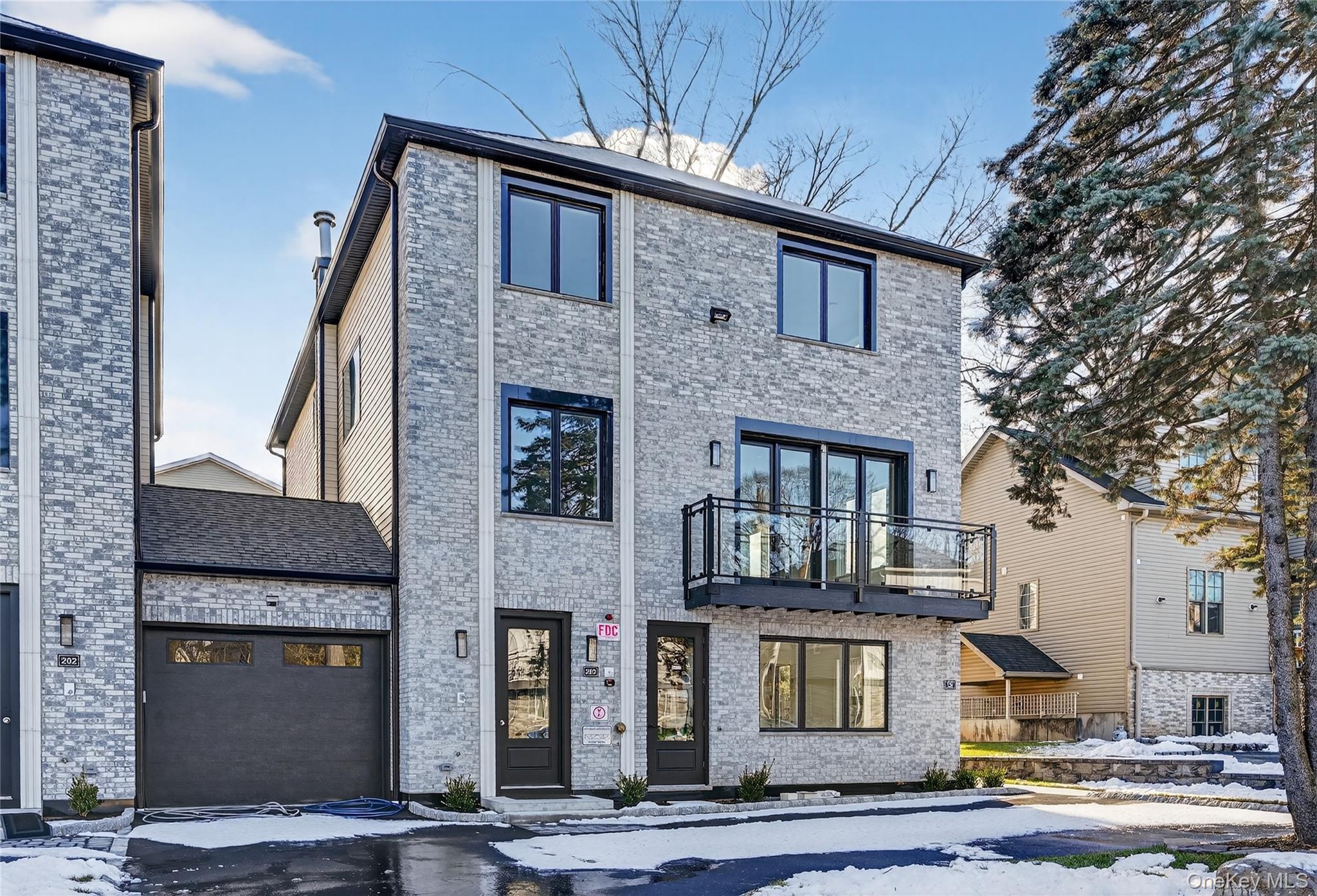 #4 photo, 27 Ellish Parkway, Spring Valley , NY 10977