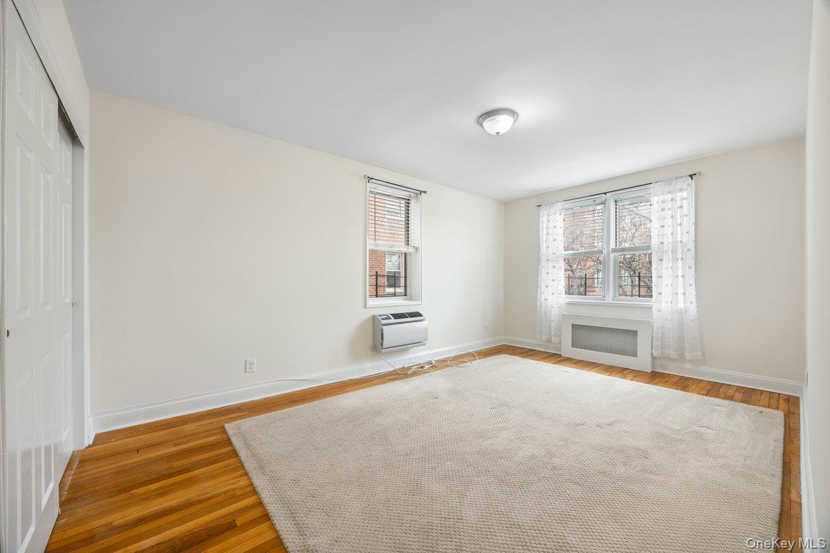 #19 photo, 1 Sadore Lane, Yonkers , NY 10710