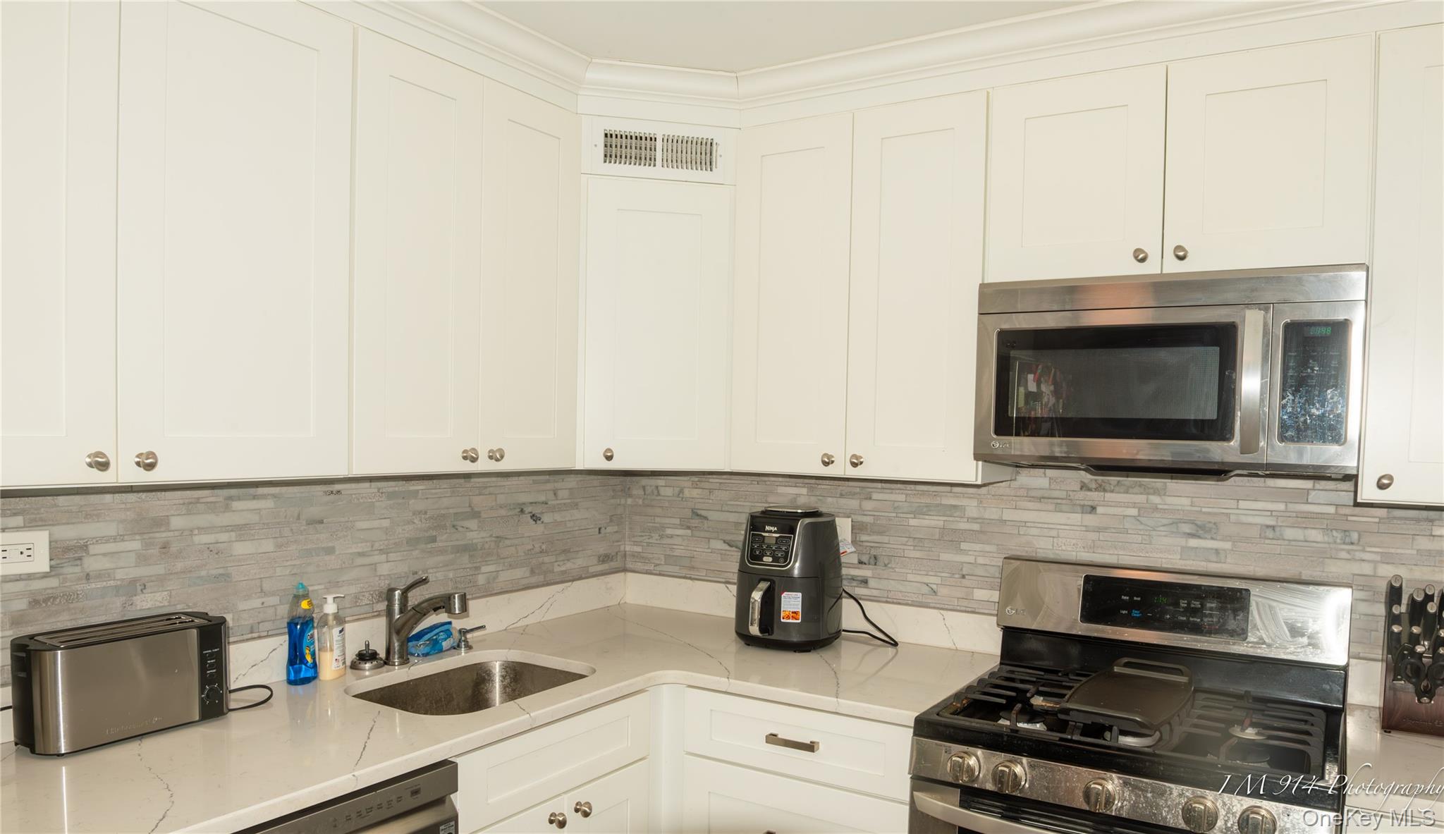 #10 photo, 2 Bay Club Drive, 뉴욕퀸즈 베이사이드 Bayside , NY 11360