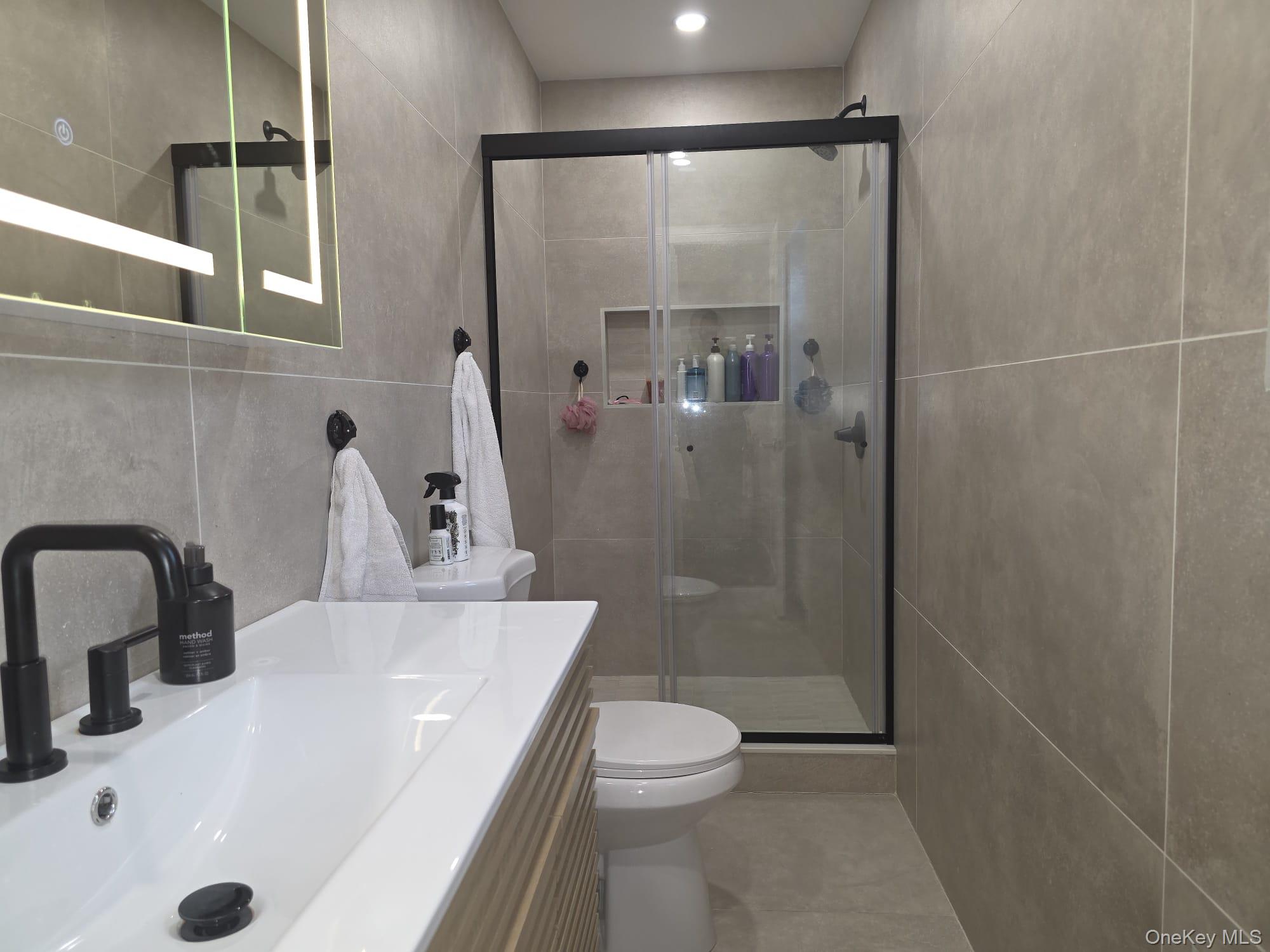 #16 photo, 325 Pacific Avenue, מחוז נסאו Cedarhurst , NY 11516