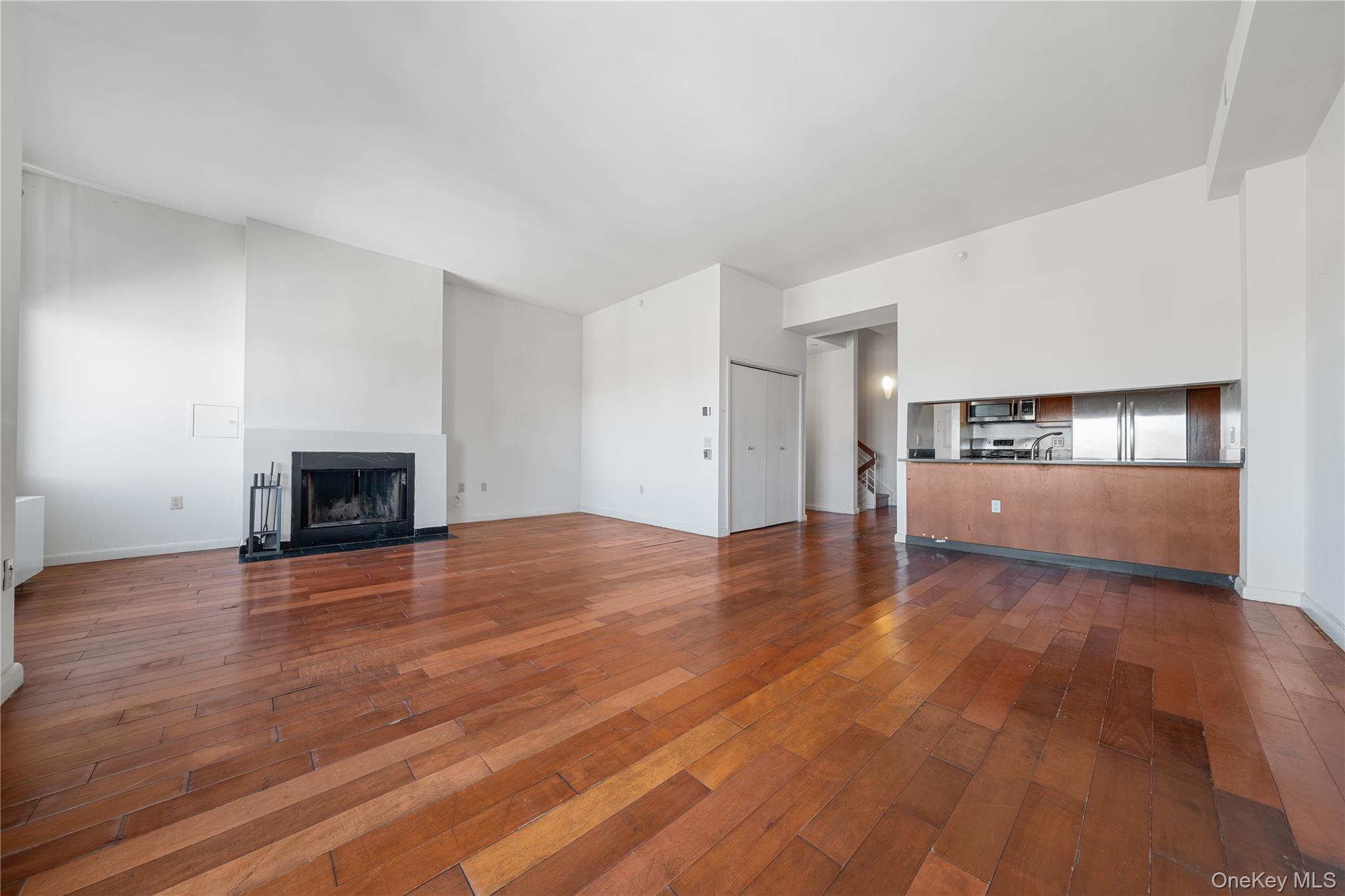 #8 photo, 380 Lenox Avenue, New York (Manhattan) , NY 10027