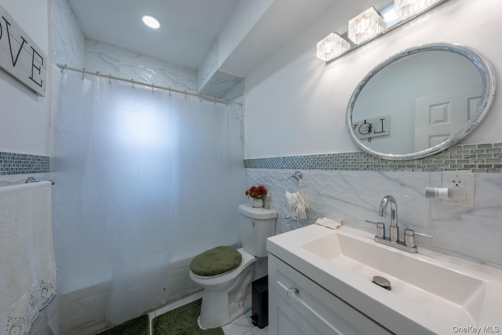 #7 photo, 11601 221st Street, Cambria Heights , NY 11411