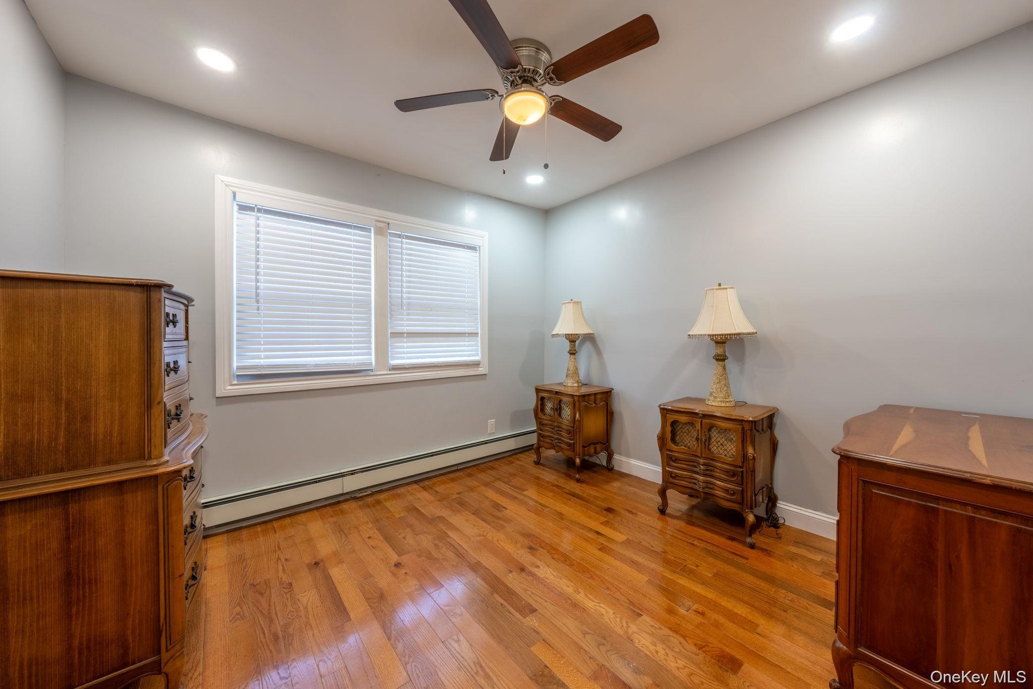 #9 photo, 11601 221st Street, Cambria Heights , NY 11411