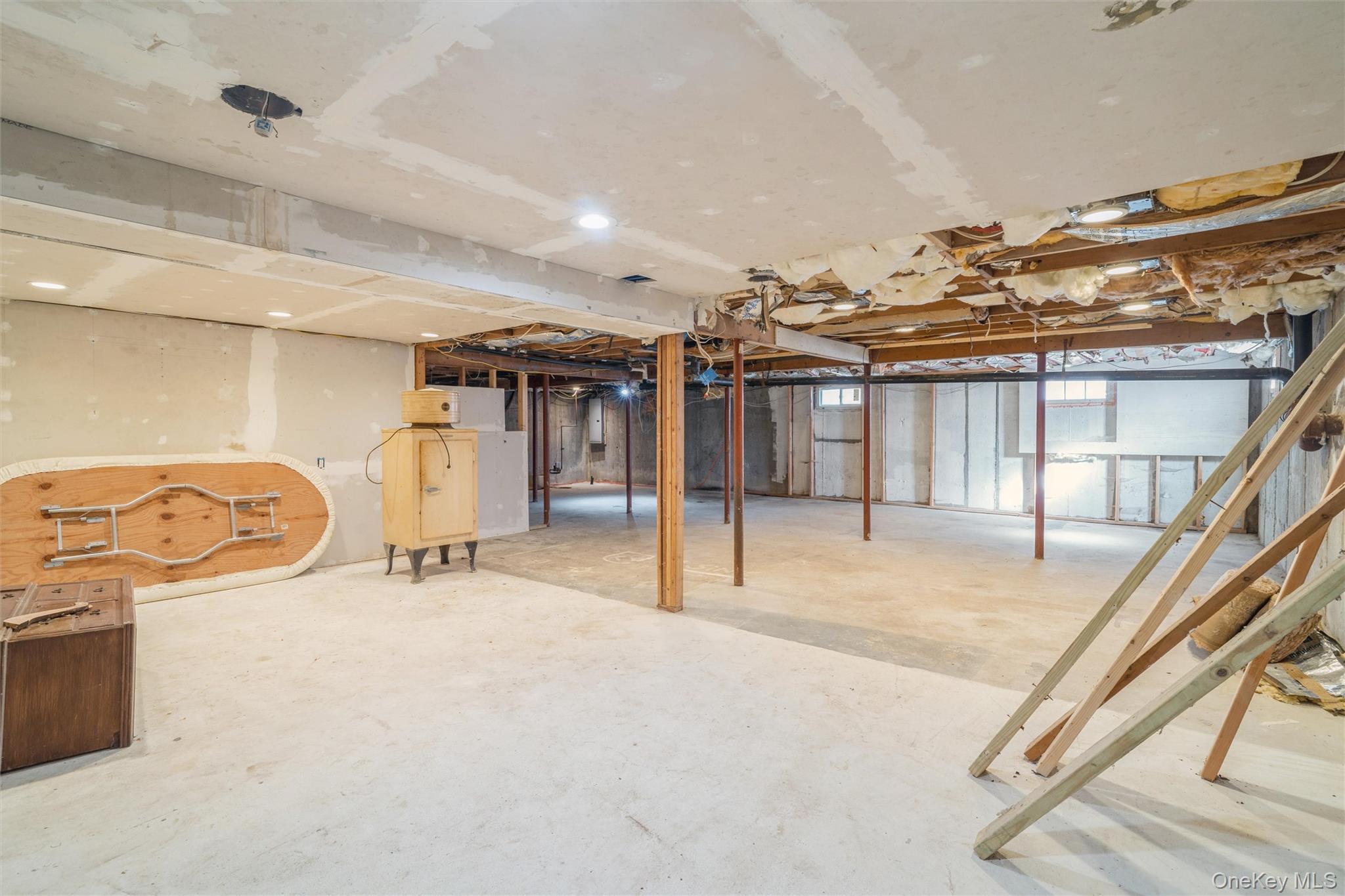 #10 photo, 4 Laurel Lane, Shirley , NY 11967