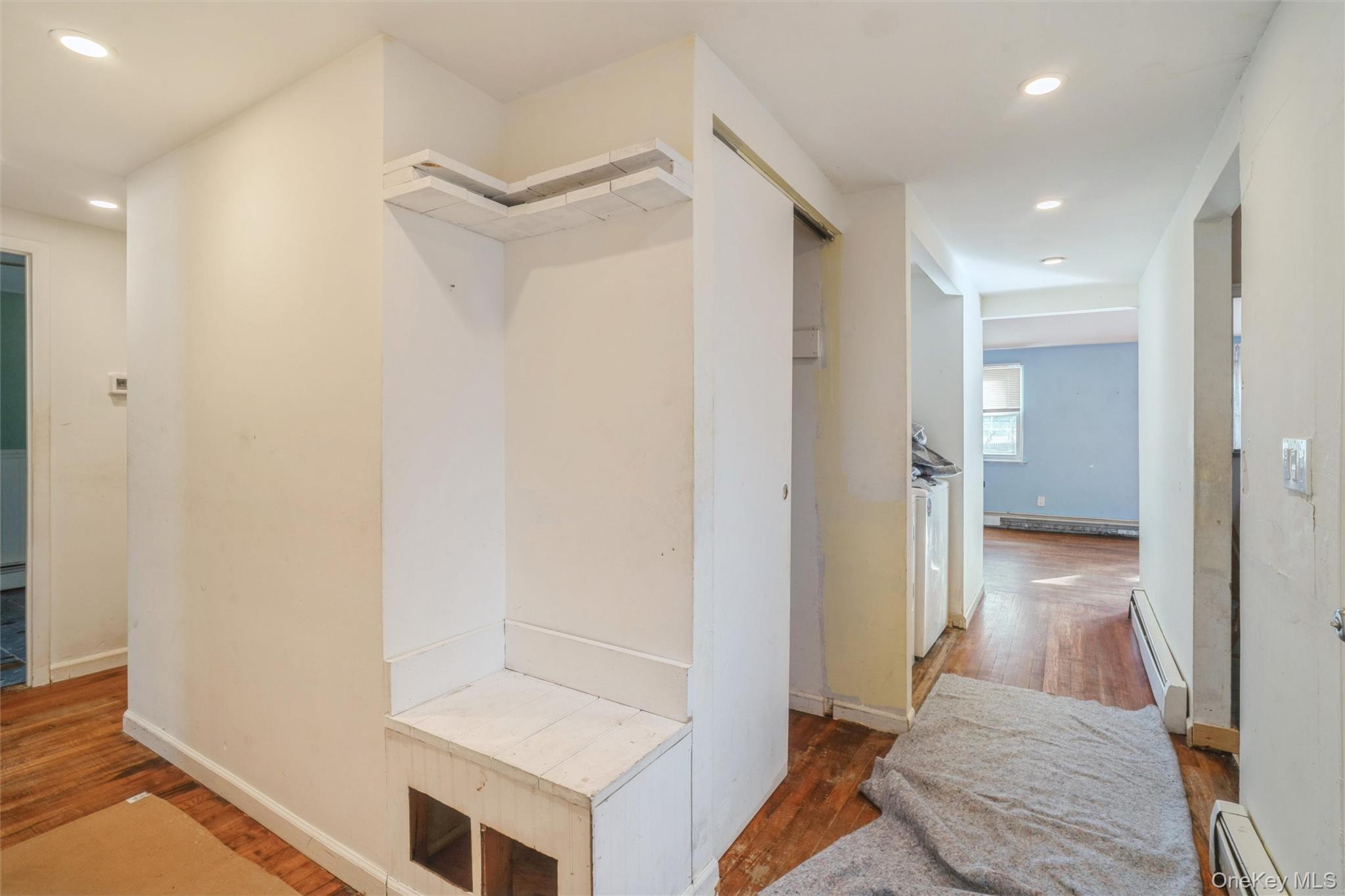 #13 photo, 4 Laurel Lane, Shirley , NY 11967