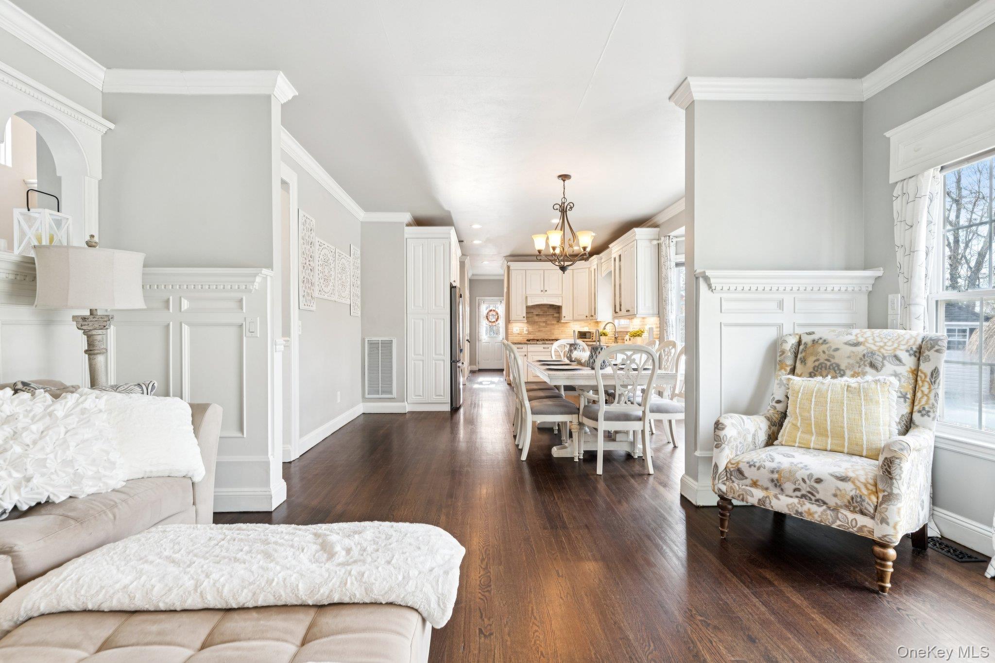 #18 photo, 7 Brittany Court, सफ़ोक काउंटी Ridge , NY 11961