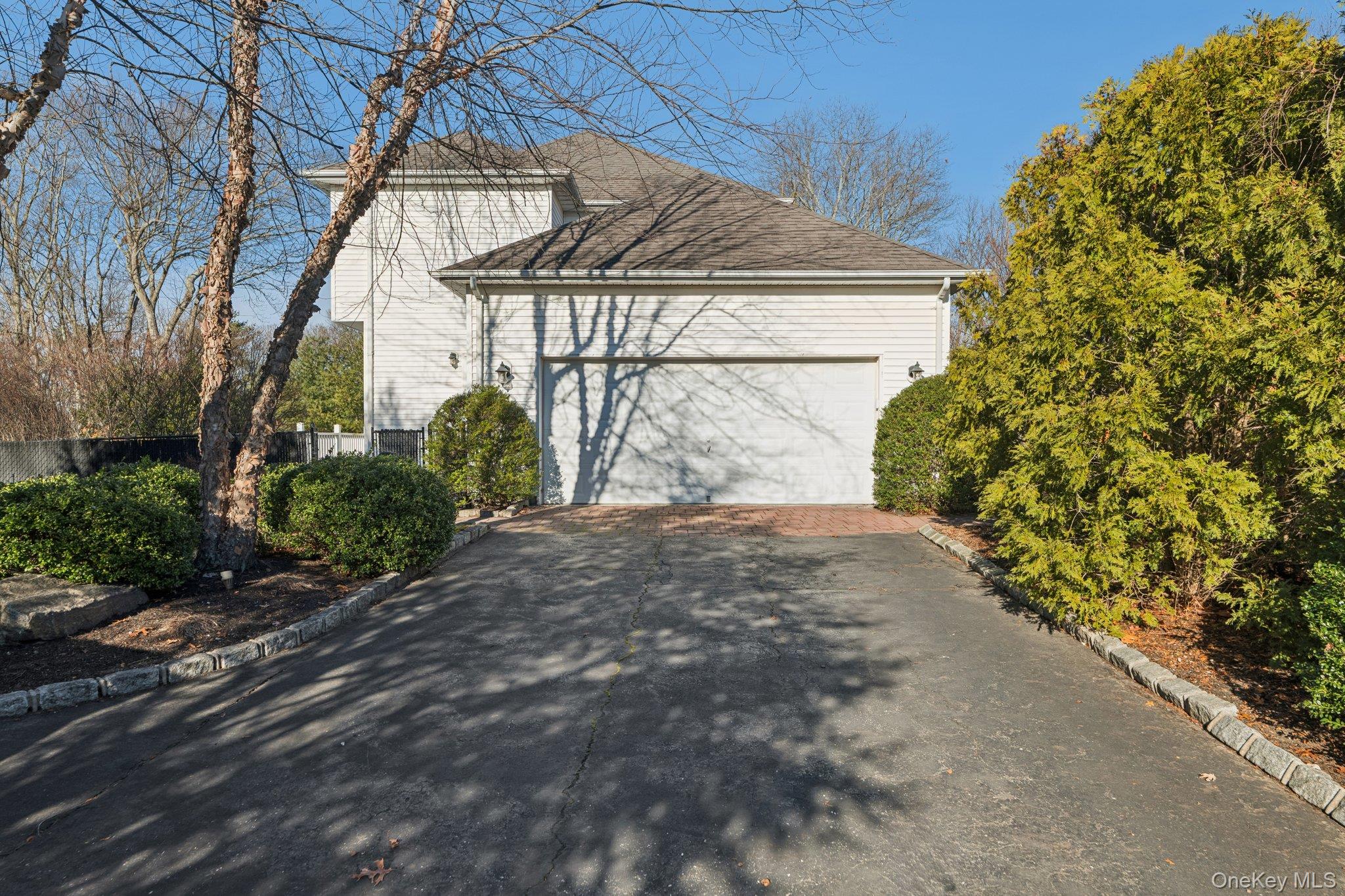 #5 photo, 7 Brittany Court, सफ़ोक काउंटी Ridge , NY 11961