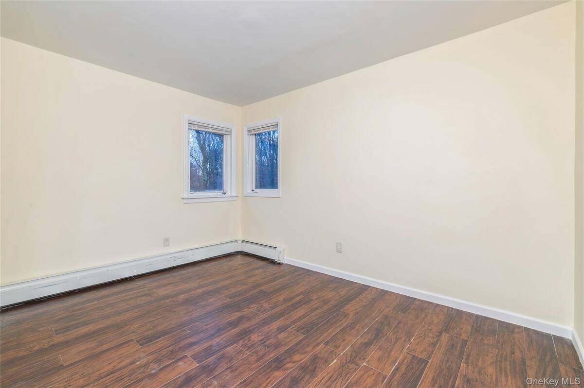 #21 photo, 86 Stuyvesant Avenue, 롱 아일랜드 Mastic , NY 11950