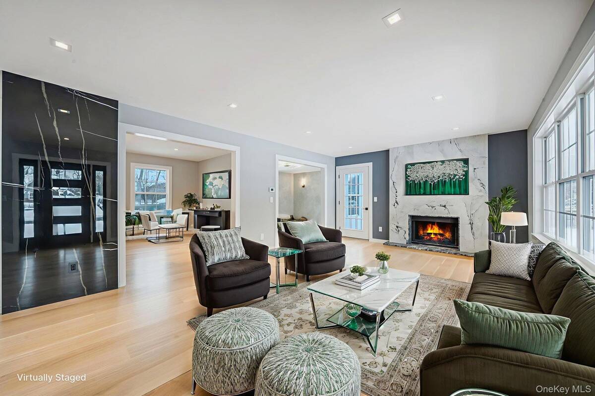 #5 photo, 7 Sander Court, Саффолк ‖ Middle Island , NY 11953