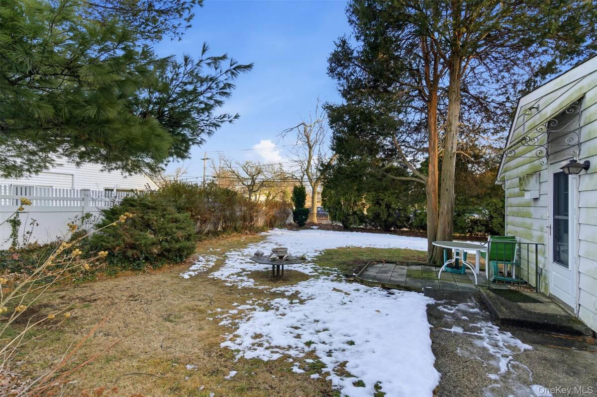 #18 photo, 2377 Stewart Avenue, 长岛 西布雷 Westbury , NY 11590