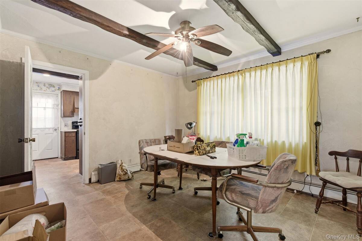 #6 photo, 2377 Stewart Avenue, 长岛 西布雷 Westbury , NY 11590