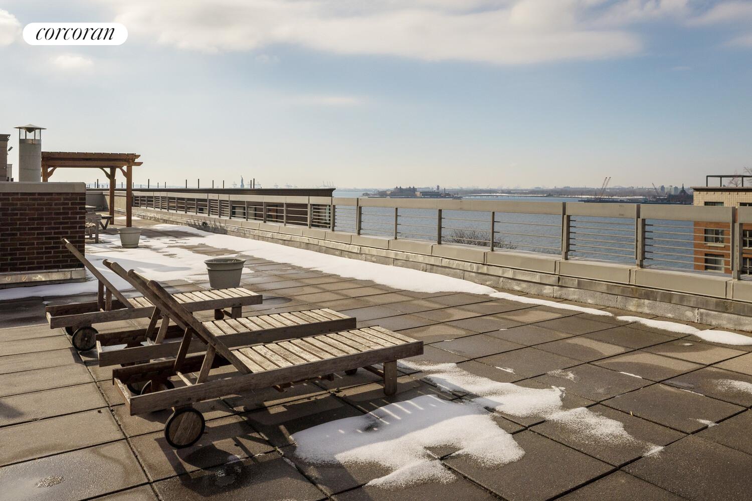 #13 photo, 2 S END Avenue, מנהטן Battery Park City , NY 10280