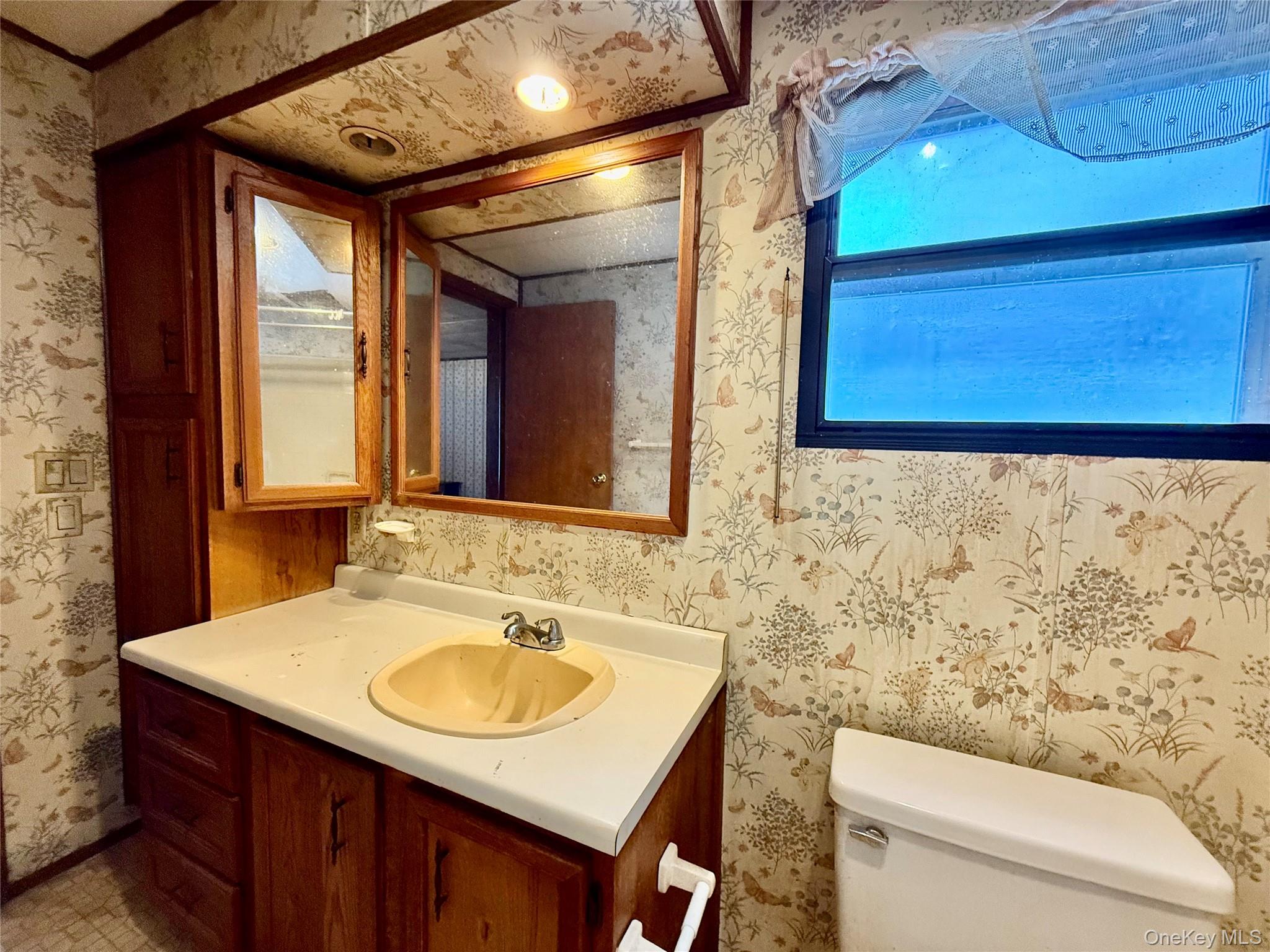 #16 photo, 129 Brittany Terrace, Rock Tavern , NY 12575