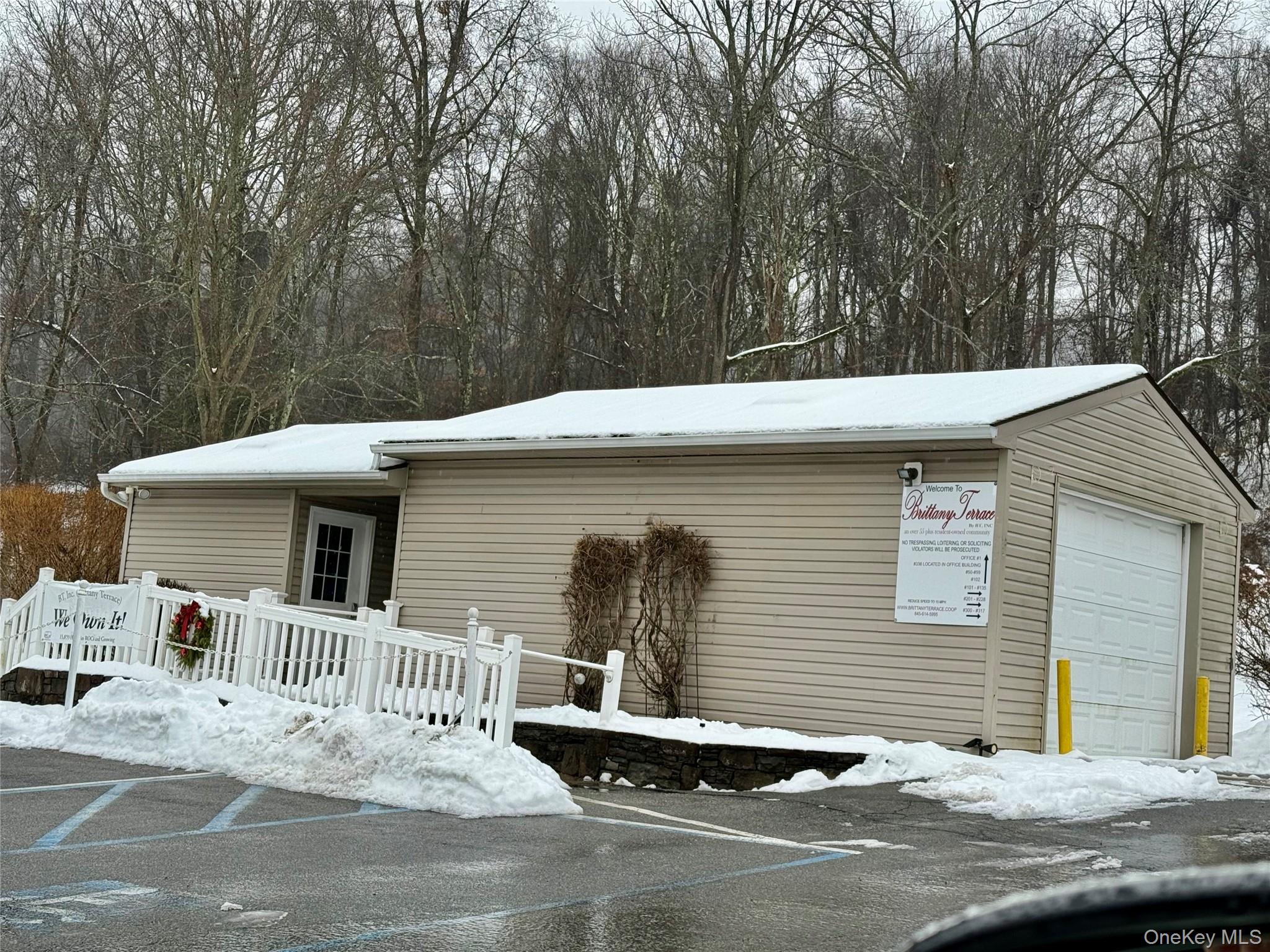 #3 photo, 129 Brittany Terrace, Rock Tavern , NY 12575