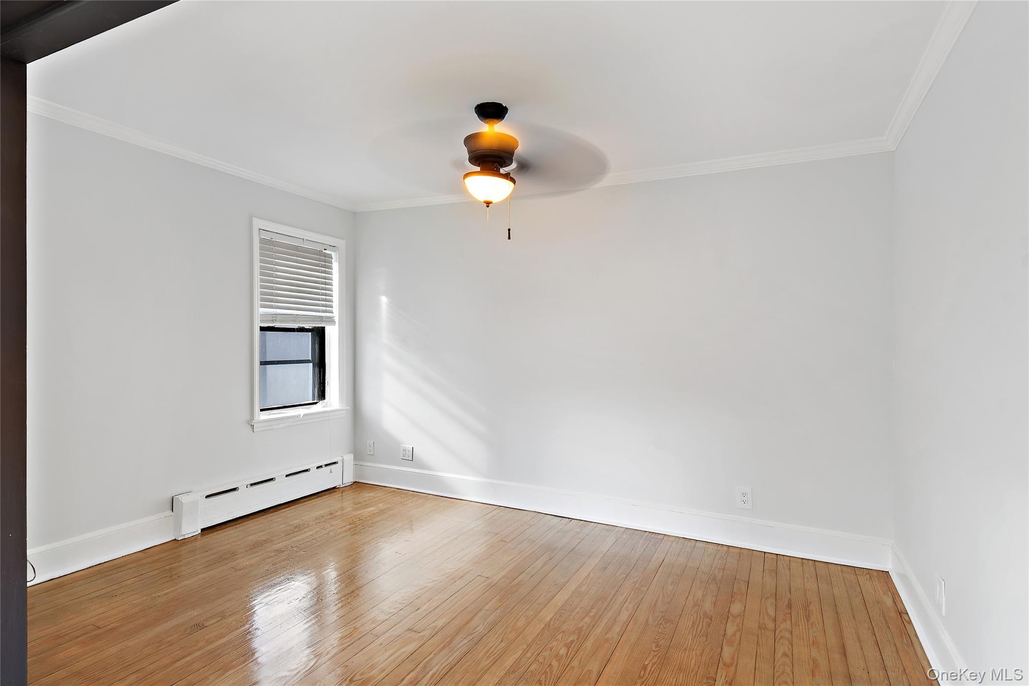 #6 photo, 106 Thurton Place, Yonkers , NY 10704