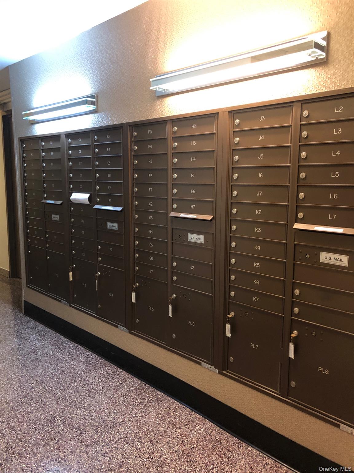 #4 photo, 1296 Midland Avenue, Yonkers , NY 10704