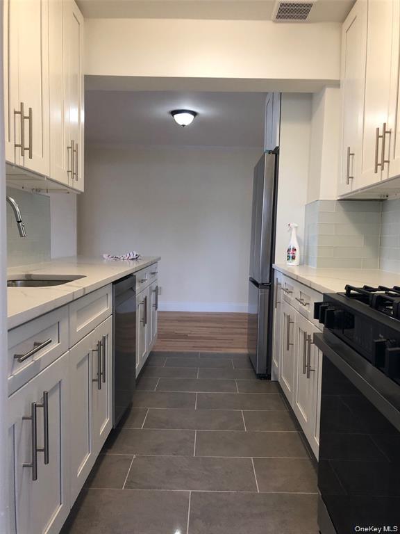 #8 photo, 1296 Midland Avenue, Yonkers , NY 10704