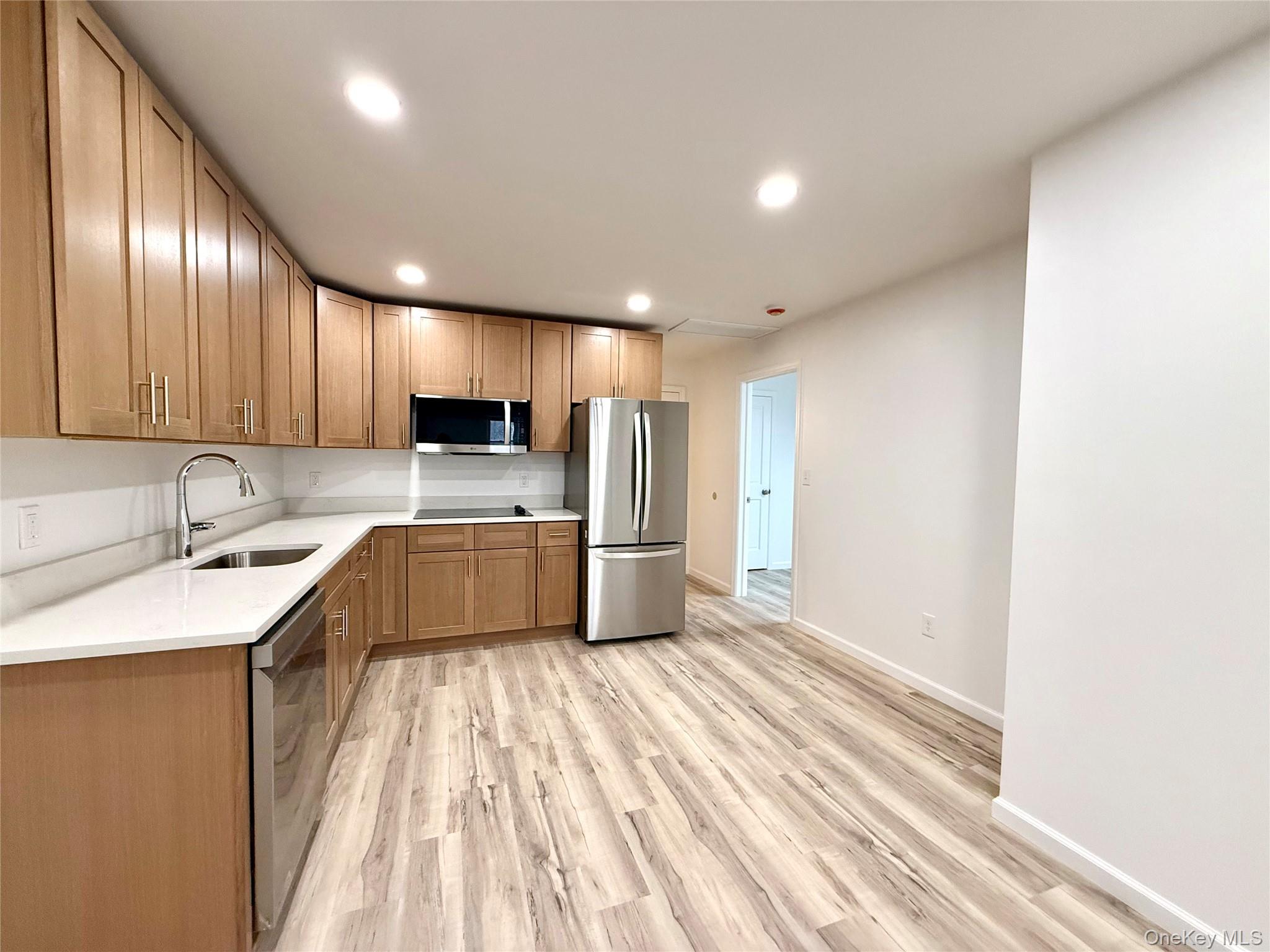 #1 photo, 728 Route 6, Mahopac , NY 10541