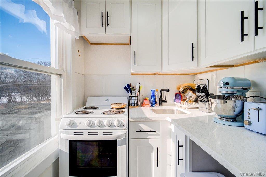 #8 photo, 1256 North Avenue, Beacon , NY 12508