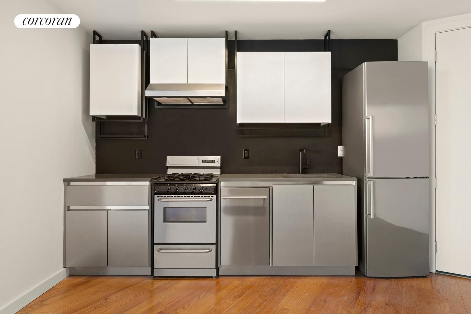 #3 photo, 54 NOLL Street, ब्रुकलीन Bushwick , NY 11206