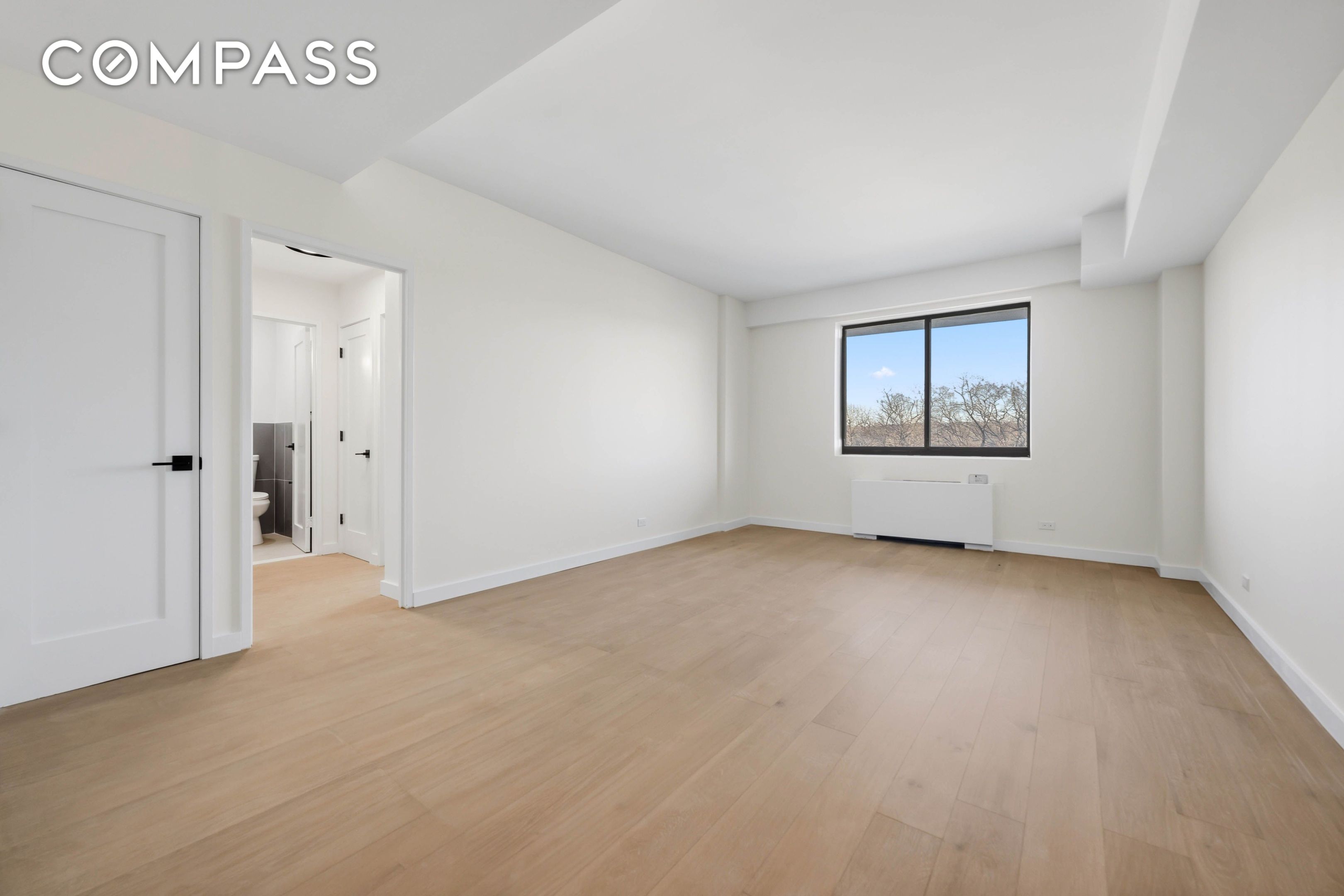 #4 photo, 3671 Hudson Manor Terrace, Бронкс ‖ Riverdale , NY 10463