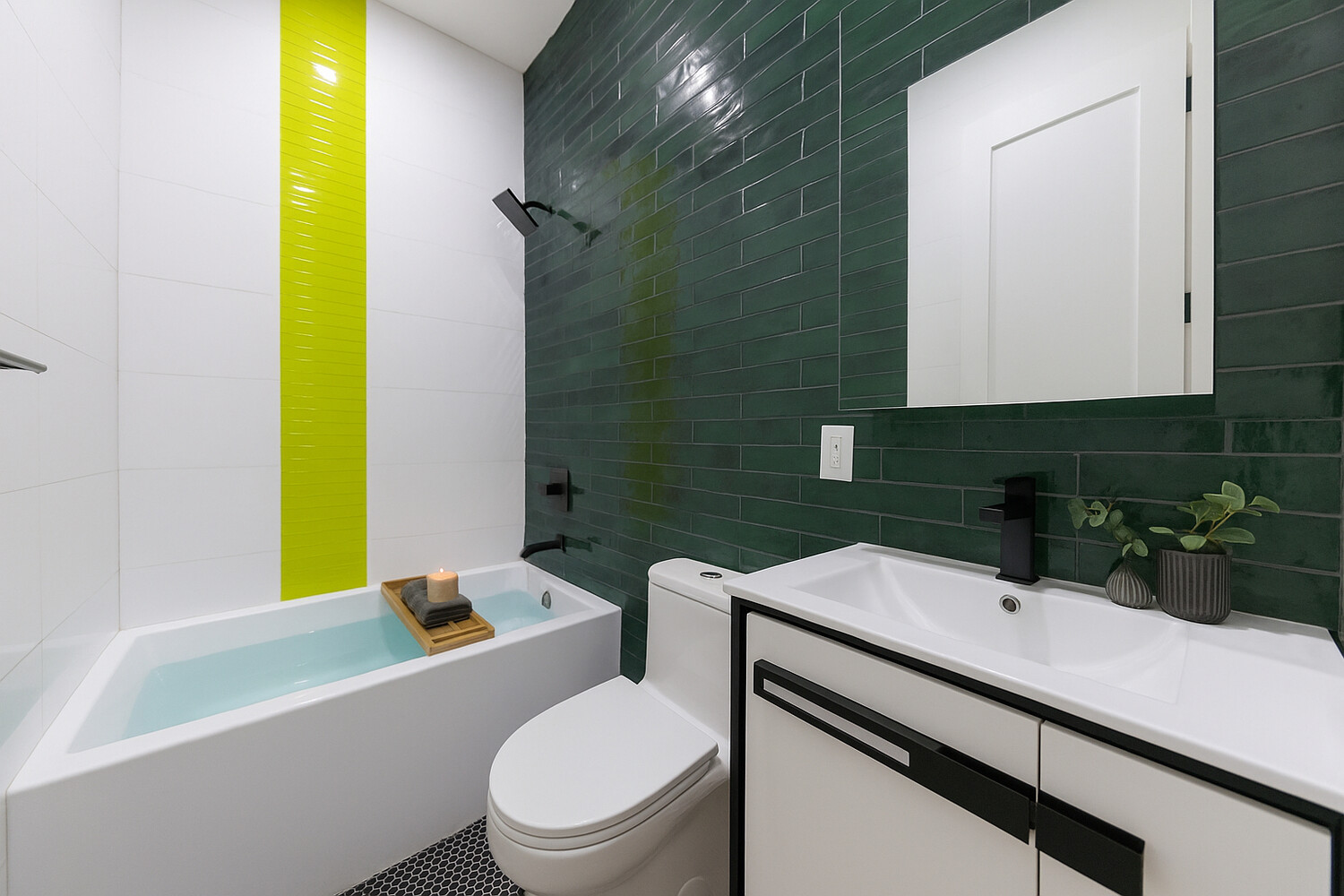 #12 photo, New York City, מנהטן East Village , NY 10009