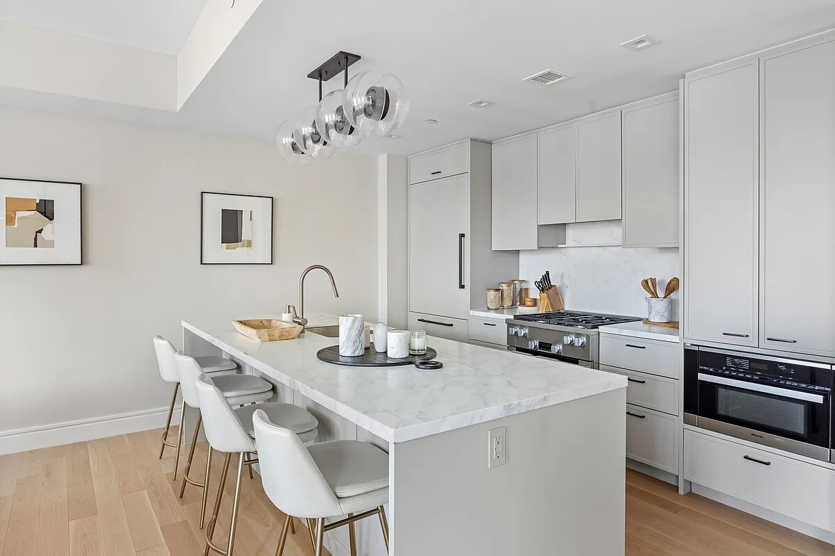 #8 photo, 540 6TH Avenue, Flatiron , NY 10011