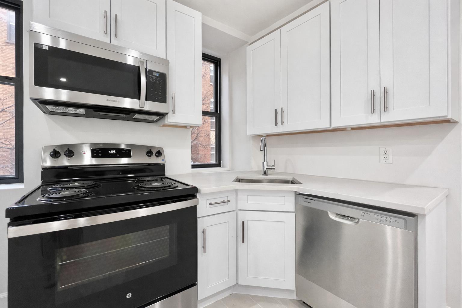 #6 photo, New York City, Washington Heights , NY 10032