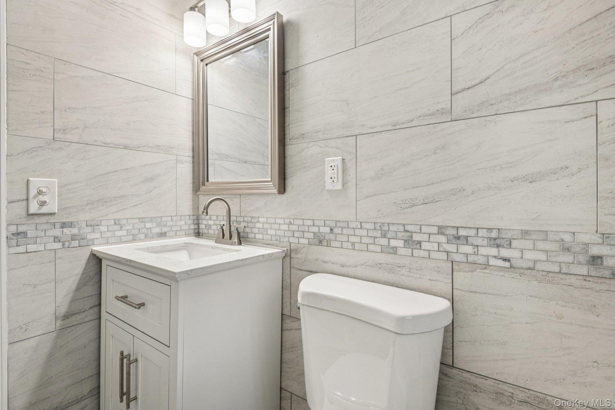 #11 photo, 16 Belgrave Avenue, सफ़ोक काउंटी Bay Shore , NY 11706