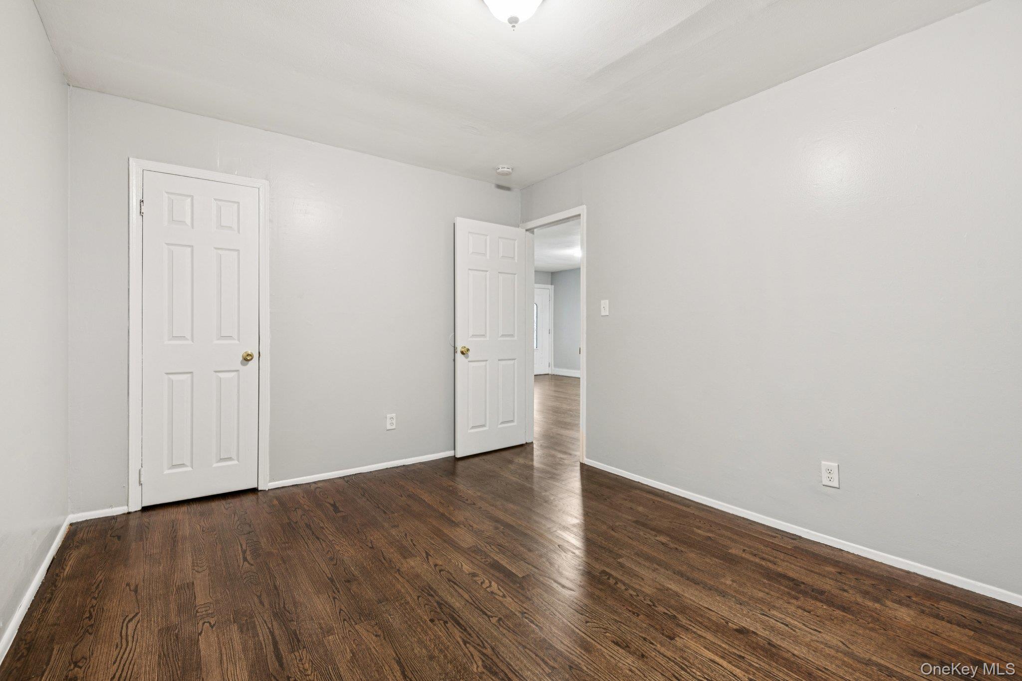 #18 photo, 16 Belgrave Avenue, सफ़ोक काउंटी Bay Shore , NY 11706