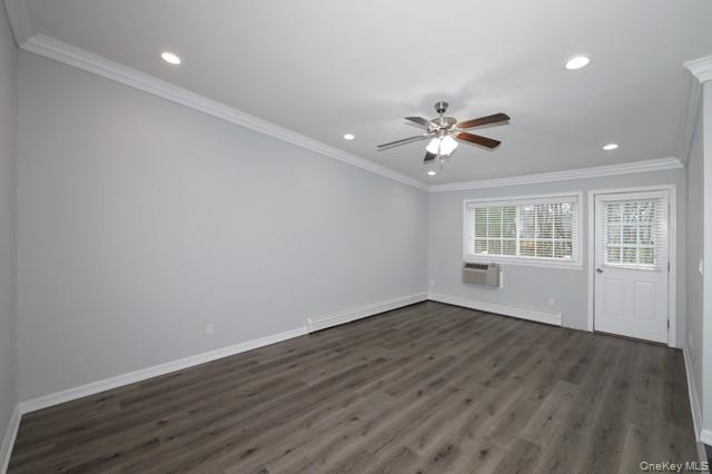 #4 photo, 650 Veterans Highway, सफ़ोक काउंटी Hauppauge , NY 11788