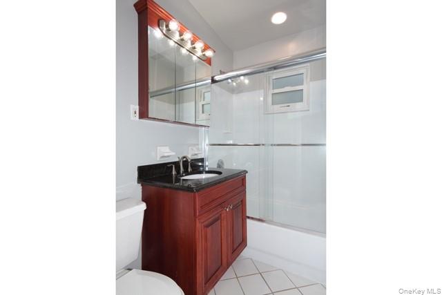 #7 photo, 650 Veterans Highway, सफ़ोक काउंटी Hauppauge , NY 11788