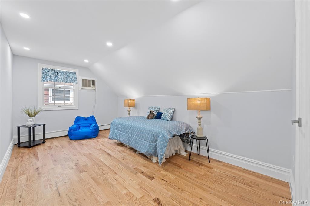 #13 photo, 2754 Natta Boulevard, Нассау ‖ Bellmore , NY 11710