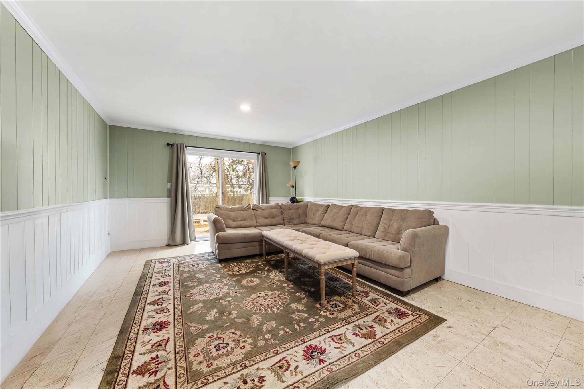 #13 photo, 64 Wright Avenue, सफ़ोक काउंटी Deer Park , NY 11729