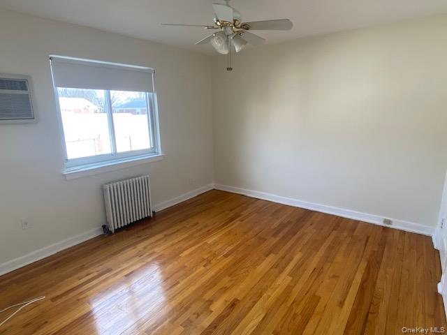 #2 photo, 264-14 73rd. Avenue, Glen Oaks , NY 11004